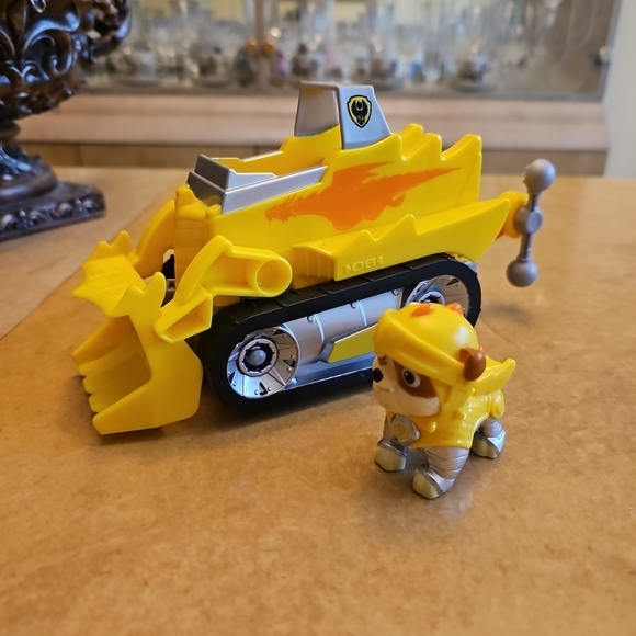 Paw Patrol Other - PAW Patrol Rescue Knights Rubble‎ Deluxe Vehicle Complete Set